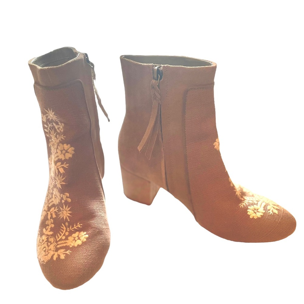 Toms cream embroidered booties